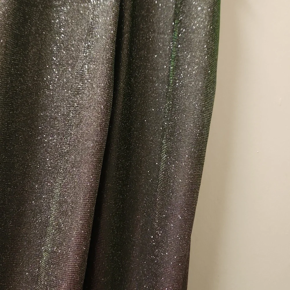 Windsor Metallic Holographic Dress size XS - Picture 9 of 9